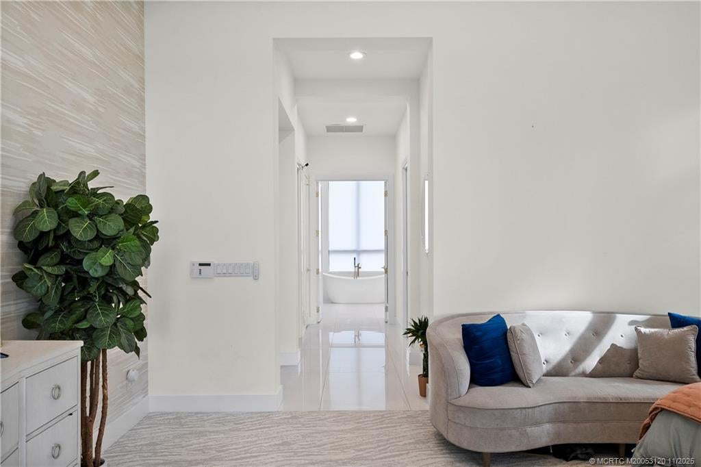 Port Saint Lucie, Florida, 34952, United States, 4 Bedrooms Bedrooms, ,4 BathroomsBathrooms,Residential,Active,1993614