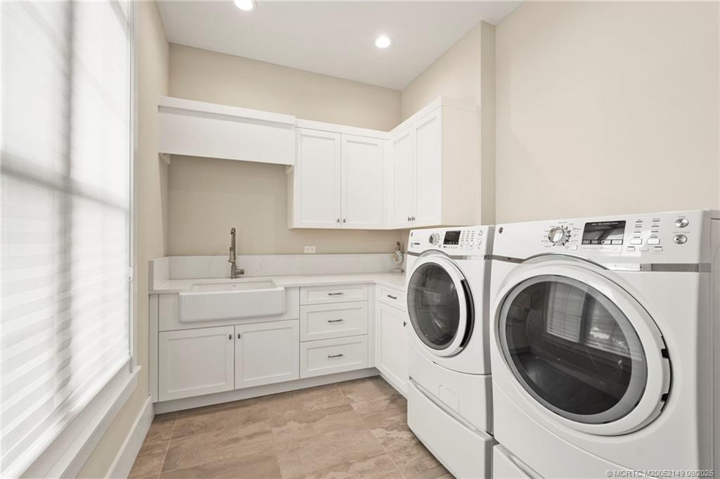 Palm City, Florida, 34990, United States, 4 Bedrooms Bedrooms, ,4 BathroomsBathrooms,Residential,Active,1945063