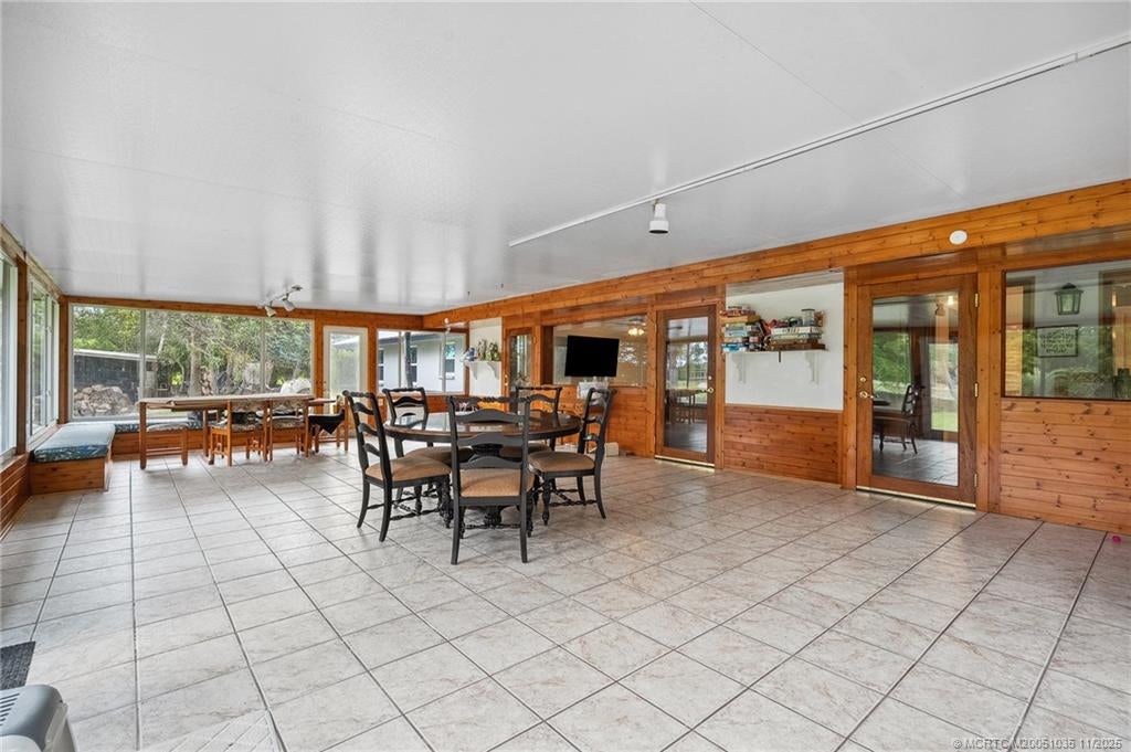 Palm City, Florida, 34990, United States, 5 Bedrooms Bedrooms, ,3 BathroomsBathrooms,Residential,Active,1862879