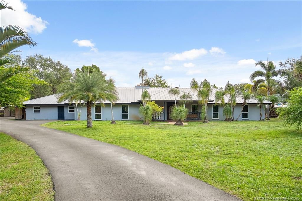 Palm City, Florida, 34990, United States, 5 Bedrooms Bedrooms, ,3 BathroomsBathrooms,Residential,Active,1862879