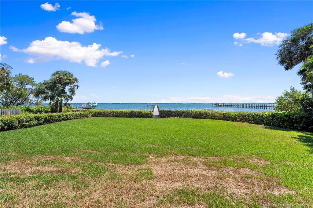 Stuart, Florida, 34996, United States, 5 Bedrooms Bedrooms, ,4 BathroomsBathrooms,Residential,Active,1914638