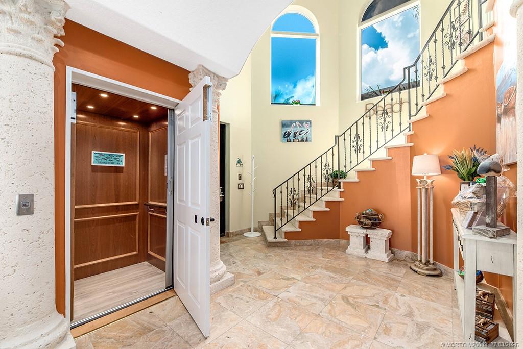 Stuart, Florida, 34996, United States, 9 Bedrooms Bedrooms, ,6 BathroomsBathrooms,Residential,Active,1707128