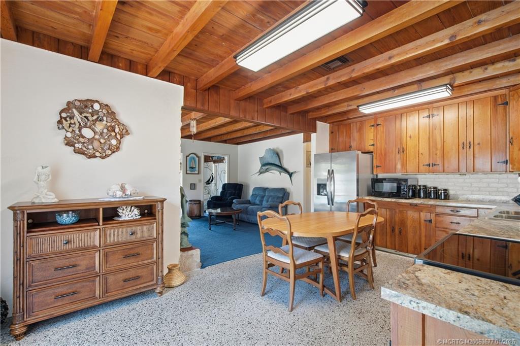 Stuart, Florida, 34997, United States, 3 Bedrooms Bedrooms, ,2 BathroomsBathrooms,Residential,Active,2007928