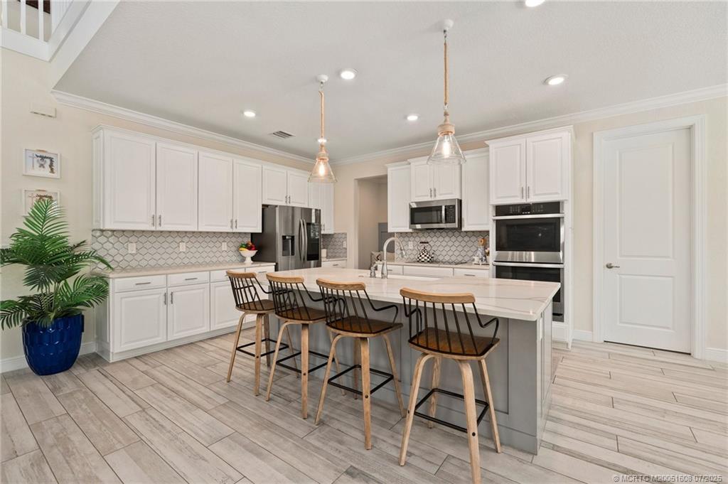 Stuart, Florida, 34997, United States, 4 Bedrooms Bedrooms, ,4 BathroomsBathrooms,Residential,Active,1904746
