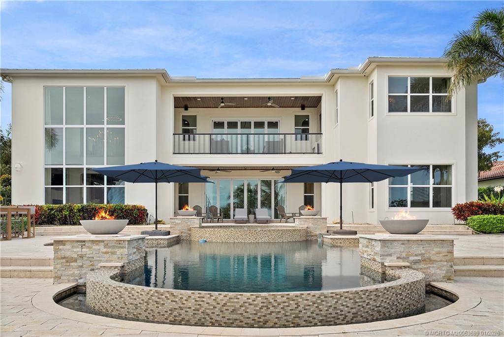 Palm City, Florida, 34990, United States, 5 Bedrooms Bedrooms, ,8 BathroomsBathrooms,Residential,Active,2007659