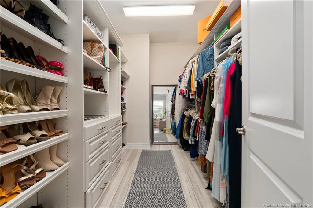 Stuart, Florida, 34997, United States, 4 Bedrooms Bedrooms, ,4 BathroomsBathrooms,Residential,Active,1904746