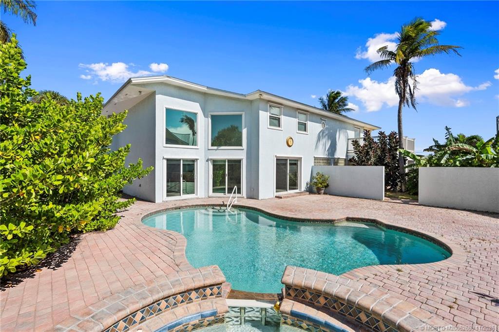 Fort Pierce, Florida, 34949, United States, 5 Bedrooms Bedrooms, ,5 BathroomsBathrooms,Residential,Active,1970957