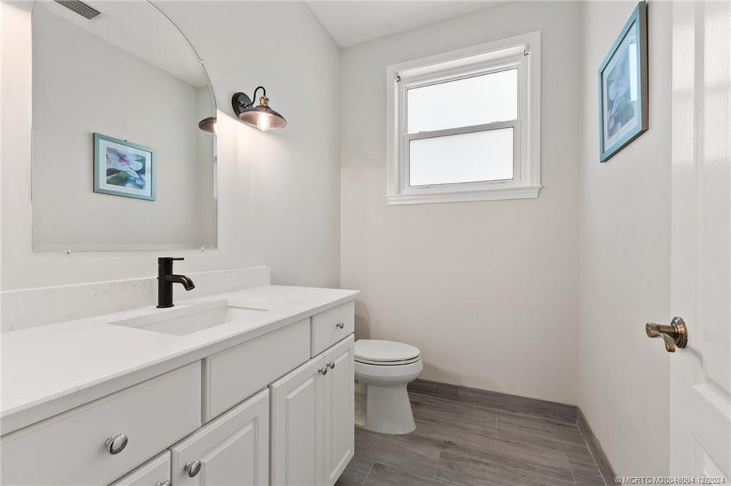 Stuart, Florida, 34997, United States, ,3 BathroomsBathrooms,Residential,Active,1769949