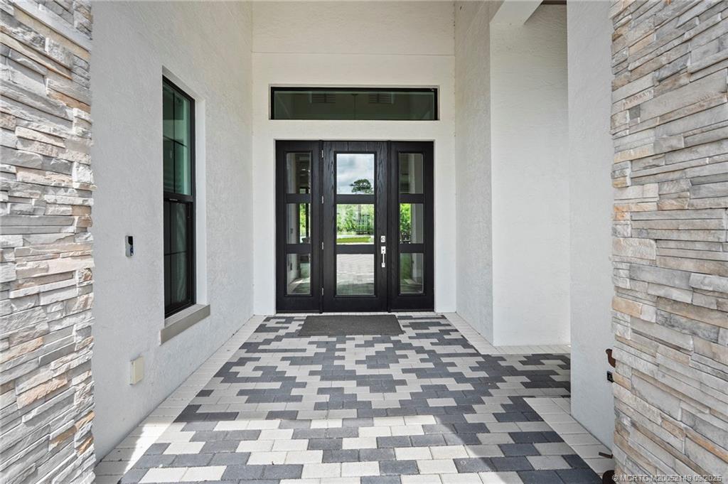 Palm City, Florida, 34990, United States, 4 Bedrooms Bedrooms, ,4 BathroomsBathrooms,Residential,Active,1945063