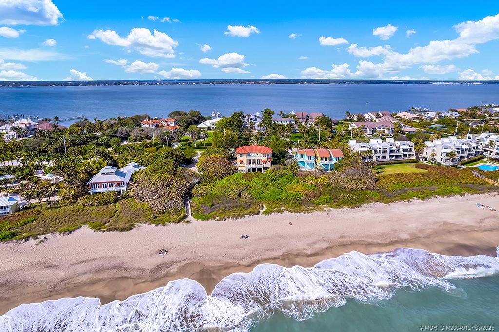 Stuart, Florida, 34996, United States, 9 Bedrooms Bedrooms, ,6 BathroomsBathrooms,Residential,Active,1707128