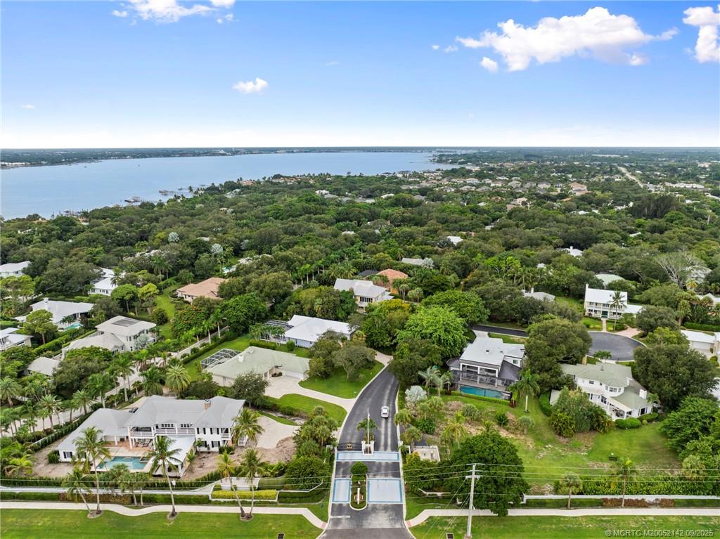 Jensen Beach, Florida, 34957, United States, 4 Bedrooms Bedrooms, ,5 BathroomsBathrooms,Residential,Active,1945068