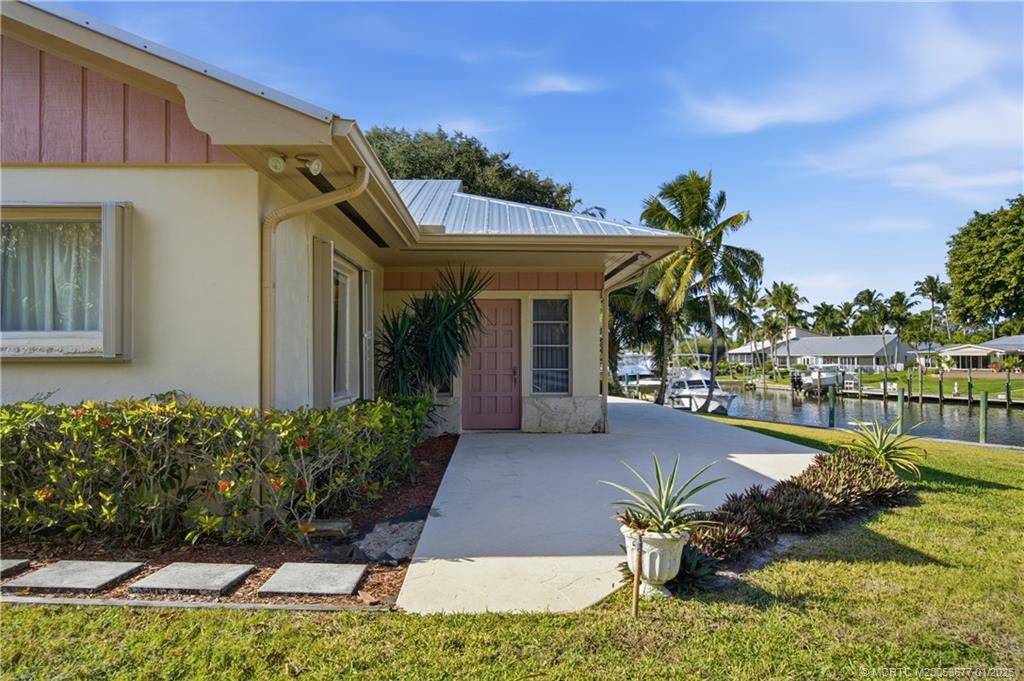 Stuart, Florida, 34997, United States, 3 Bedrooms Bedrooms, ,2 BathroomsBathrooms,Residential,Active,2007928