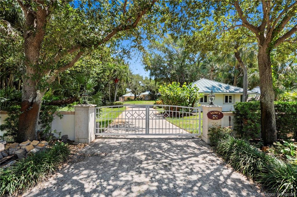 Stuart, Florida, 34996, United States, 5 Bedrooms Bedrooms, ,4 BathroomsBathrooms,Residential,Active,1914638