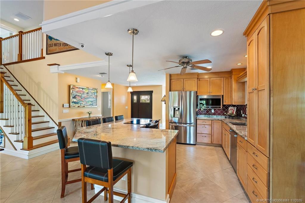 Stuart, Florida, 34997, United States, 3 Bedrooms Bedrooms, ,4 BathroomsBathrooms,Residential,Active,1993675