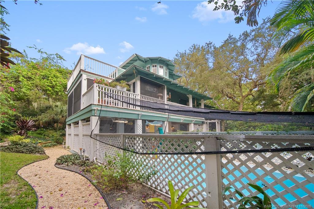 Stuart, Florida, 34996, United States, 4 Bedrooms Bedrooms, ,3 BathroomsBathrooms,Residential,Active,1988486