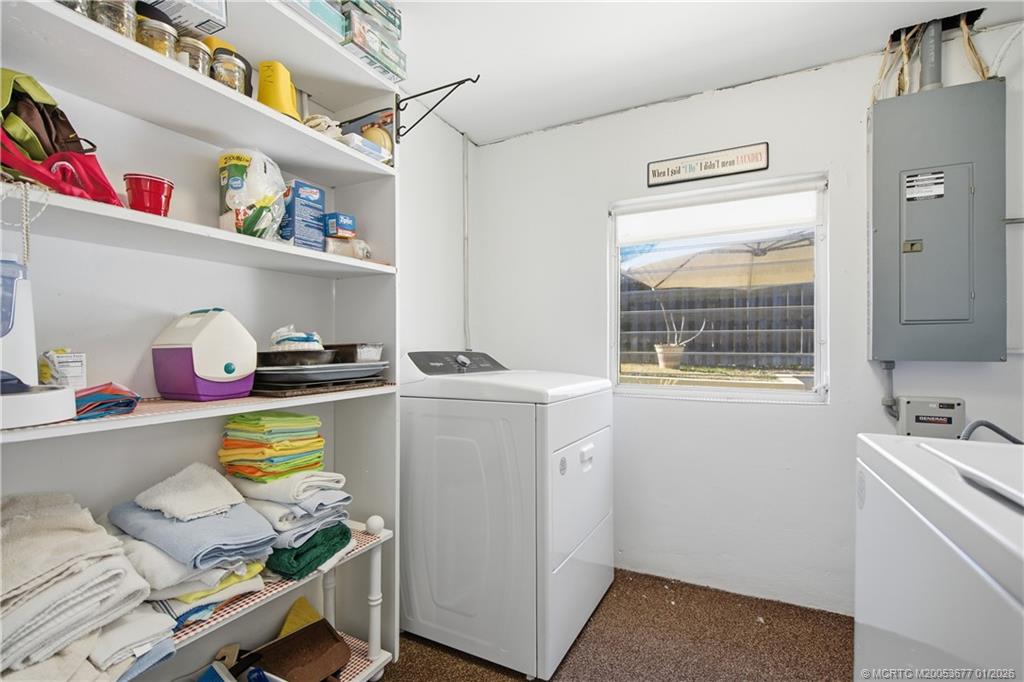 Stuart, Florida, 34997, United States, 3 Bedrooms Bedrooms, ,2 BathroomsBathrooms,Residential,Active,2007928