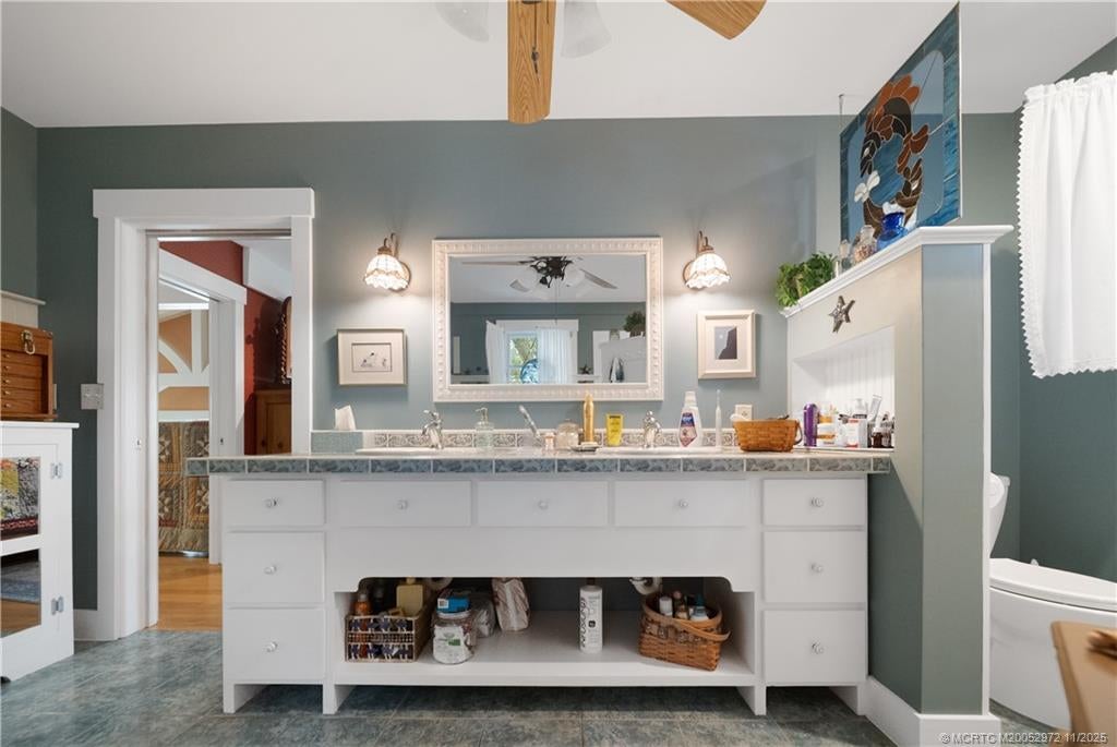 Stuart, Florida, 34996, United States, 4 Bedrooms Bedrooms, ,3 BathroomsBathrooms,Residential,Active,1988486