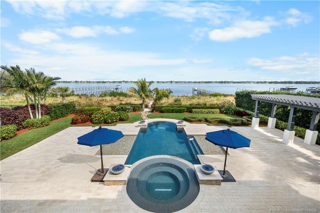 Palm City, Florida, 34990, United States, 5 Bedrooms Bedrooms, ,8 BathroomsBathrooms,Residential,Active,2007659