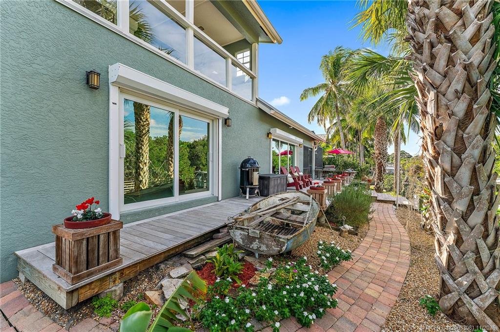 Stuart, Florida, 34997, United States, 3 Bedrooms Bedrooms, ,4 BathroomsBathrooms,Residential,Active,1993675