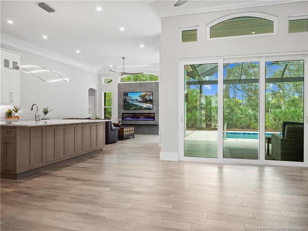 Hobe Sound, Florida, 33455, United States, 4 Bedrooms Bedrooms, ,4 BathroomsBathrooms,Residential,Active,1933731