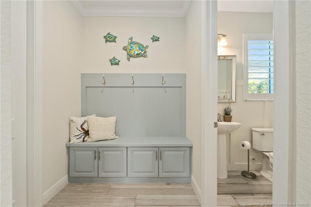 Stuart, Florida, 34997, United States, 4 Bedrooms Bedrooms, ,4 BathroomsBathrooms,Residential,Active,1904746