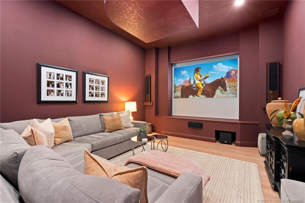 Jensen Beach, Florida, 34957, United States, 4 Bedrooms Bedrooms, ,5 BathroomsBathrooms,Residential,Active,1945068