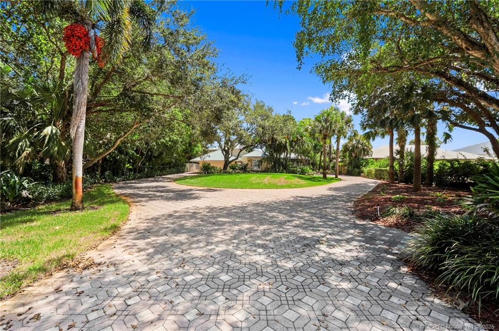 Stuart, Florida, 34996, United States, 5 Bedrooms Bedrooms, ,4 BathroomsBathrooms,Residential,Active,1914638