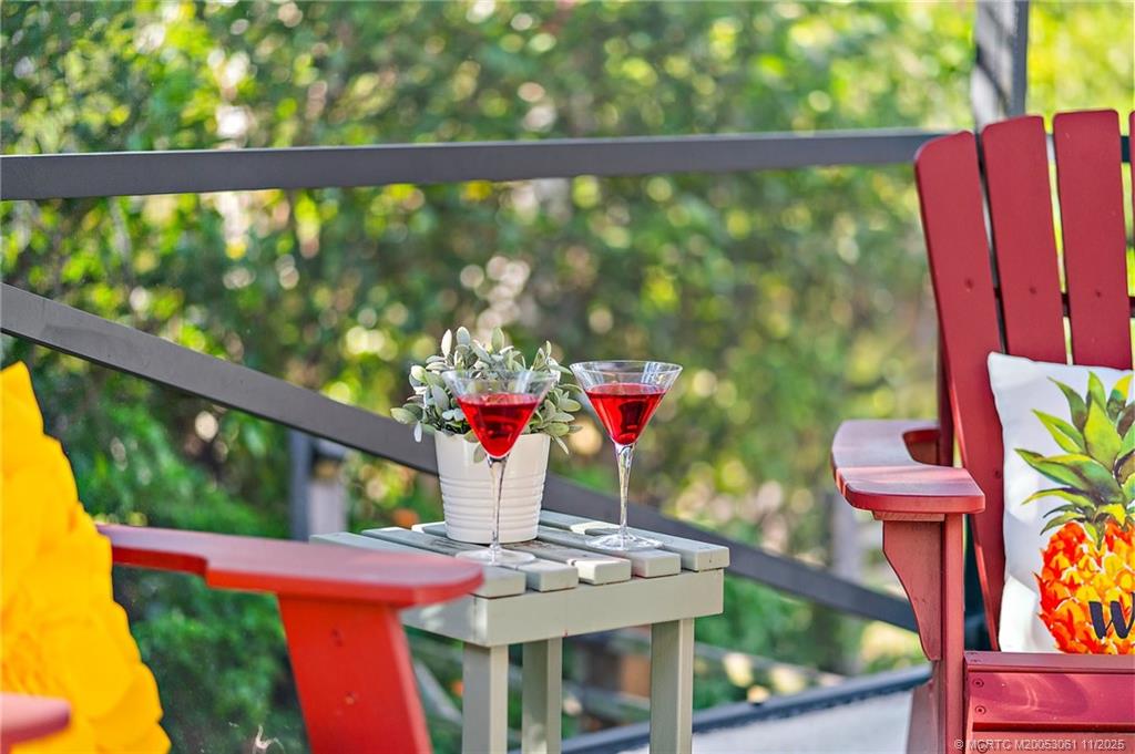 Stuart, Florida, 34997, United States, 3 Bedrooms Bedrooms, ,4 BathroomsBathrooms,Residential,Active,1993675