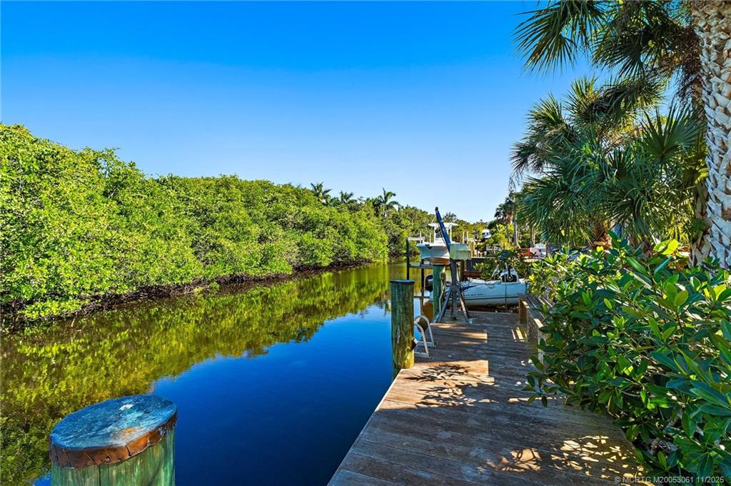 Stuart, Florida, 34997, United States, 3 Bedrooms Bedrooms, ,4 BathroomsBathrooms,Residential,Active,1993675