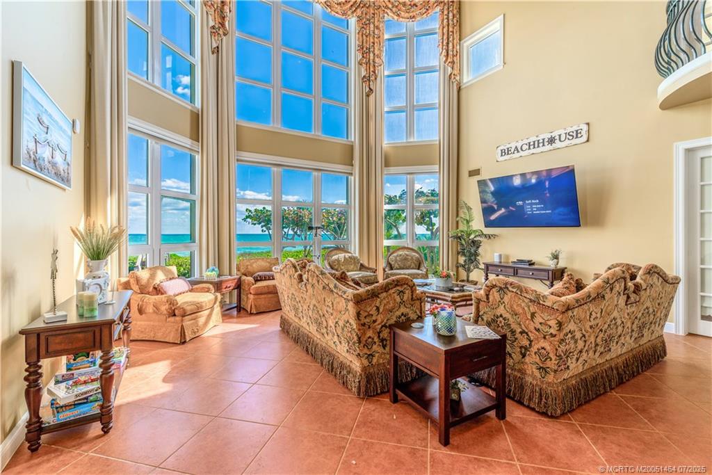 Jensen Beach, Florida, 34957, United States, ,5 BathroomsBathrooms,Residential,Active,1894216
