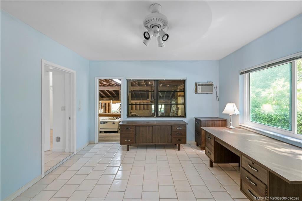 Jensen Beach, Florida, 34957, United States, 2 Bedrooms Bedrooms, ,3 BathroomsBathrooms,Residential,Active,1936446