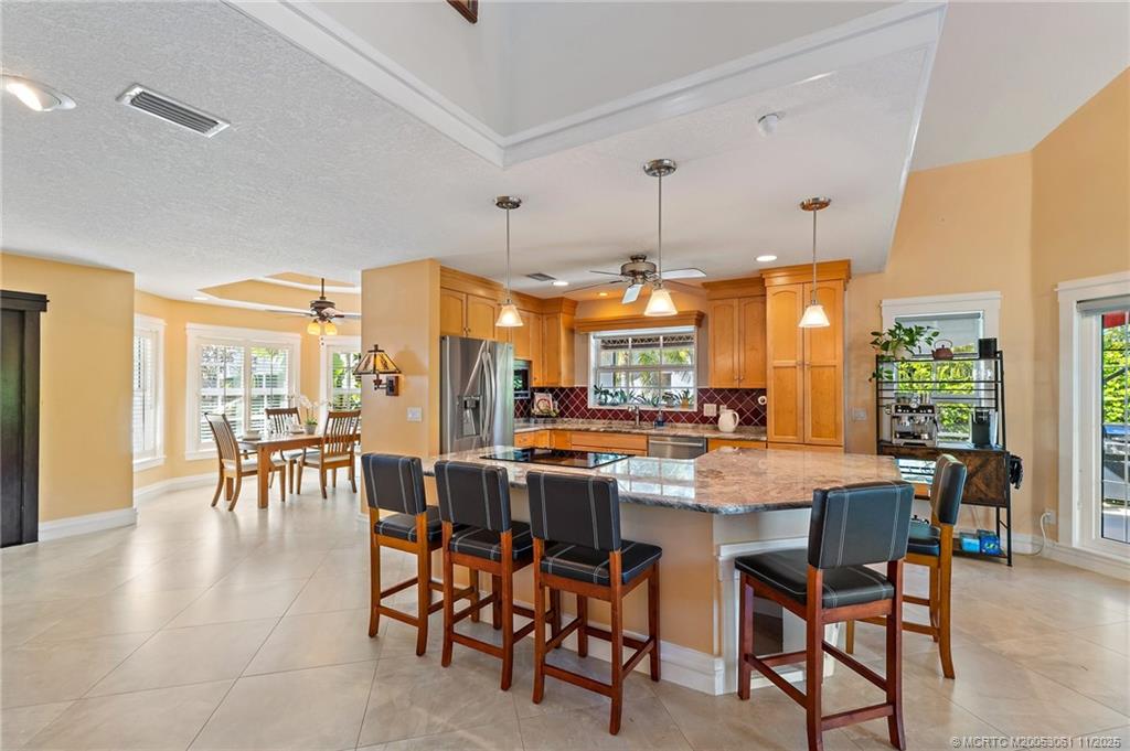 Stuart, Florida, 34997, United States, 3 Bedrooms Bedrooms, ,4 BathroomsBathrooms,Residential,Active,1993675