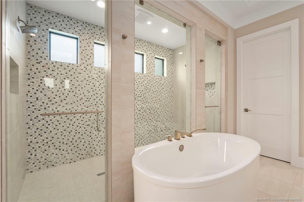 Palm City, Florida, 34990, United States, 4 Bedrooms Bedrooms, ,4 BathroomsBathrooms,Residential,Active,1945063