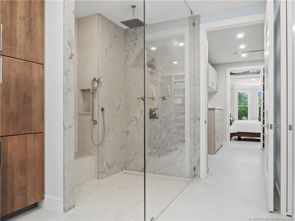 Hobe Sound, Florida, 33455, United States, 4 Bedrooms Bedrooms, ,4 BathroomsBathrooms,Residential,Active,1933731