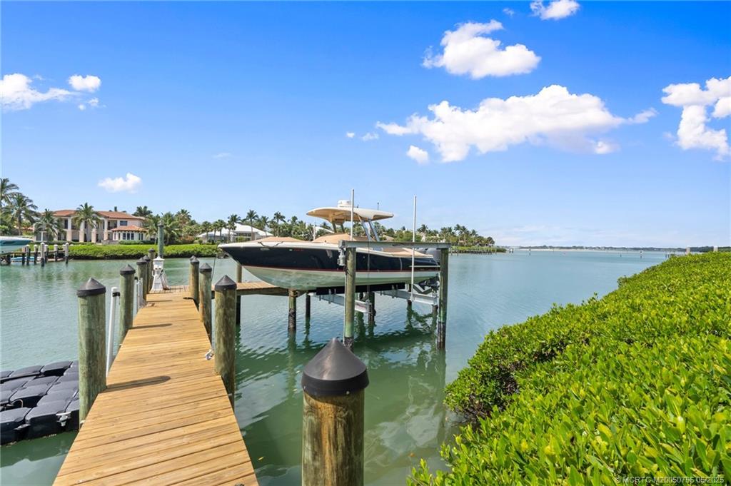 Stuart, Florida, 34996, United States, 4 Bedrooms Bedrooms, ,6 BathroomsBathrooms,Residential,Active,1829889