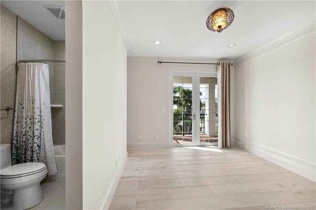 Palm City, Florida, 34990, United States, 5 Bedrooms Bedrooms, ,8 BathroomsBathrooms,Residential,Active,1747378