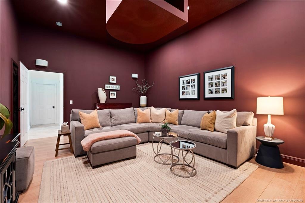 Jensen Beach, Florida, 34957, United States, 4 Bedrooms Bedrooms, ,5 BathroomsBathrooms,Residential,Active,1945068