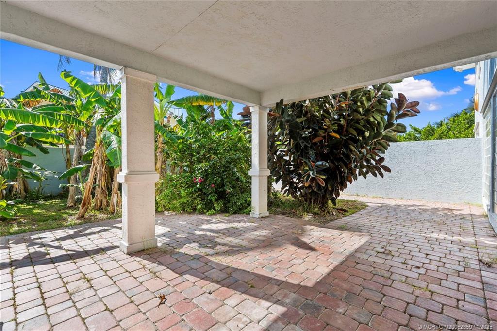 Fort Pierce, Florida, 34949, United States, 5 Bedrooms Bedrooms, ,5 BathroomsBathrooms,Residential,Active,1970957