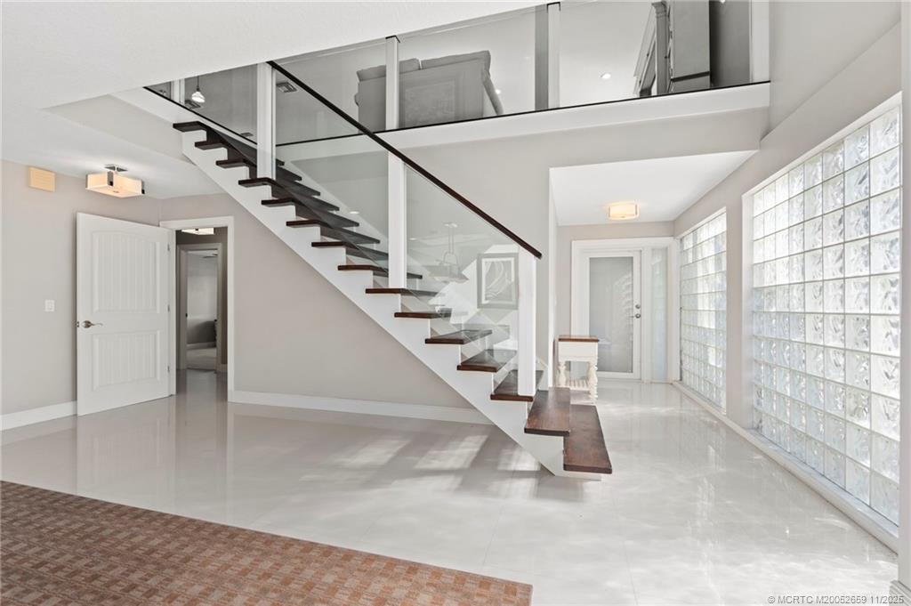 Fort Pierce, Florida, 34949, United States, 5 Bedrooms Bedrooms, ,5 BathroomsBathrooms,Residential,Active,1970957