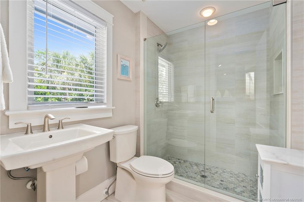 Stuart, Florida, 34996, United States, 4 Bedrooms Bedrooms, ,6 BathroomsBathrooms,Residential,Active,1829889