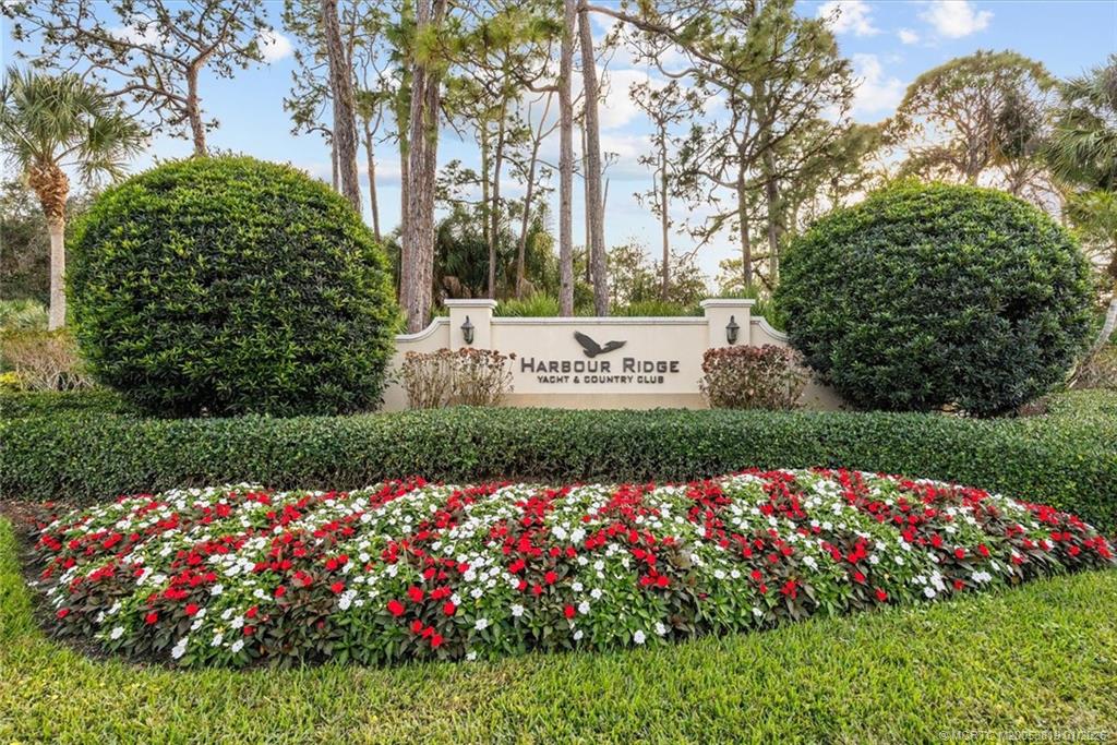 Palm City, Florida, 34990, United States, 3 Bedrooms Bedrooms, ,4 BathroomsBathrooms,Residential,Active,2010174