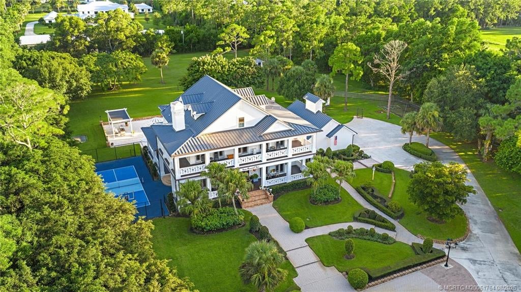 Palm City, Florida, 34990, United States, 5 Bedrooms Bedrooms, ,6 BathroomsBathrooms,Residential,Active,1914928