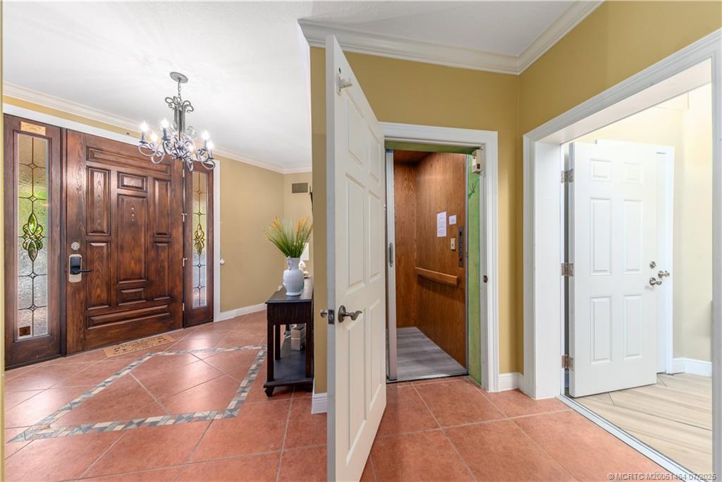 Jensen Beach, Florida, 34957, United States, ,5 BathroomsBathrooms,Residential,Active,1894216