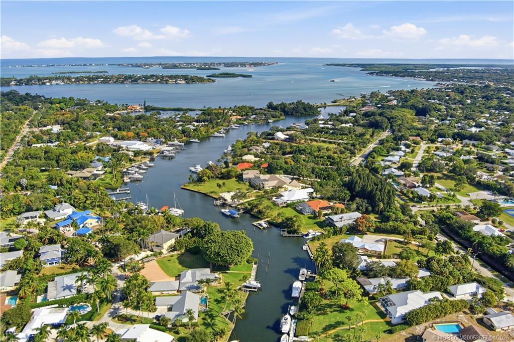 Stuart, Florida, 34997, United States, 3 Bedrooms Bedrooms, ,2 BathroomsBathrooms,Residential,Active,2007928