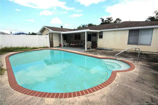 2332 SE SEAFURY LN, PORT SAINT LUCIE, FL 34952 - Image 1