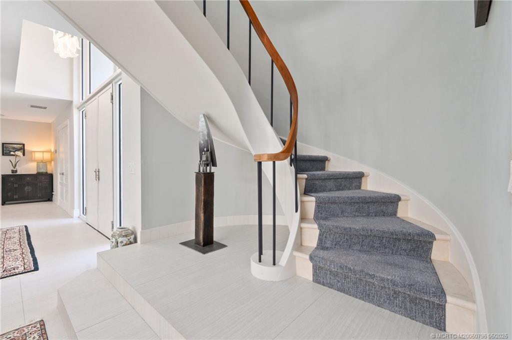 Stuart, Florida, 34996, United States, 4 Bedrooms Bedrooms, ,6 BathroomsBathrooms,Residential,Active,1829889