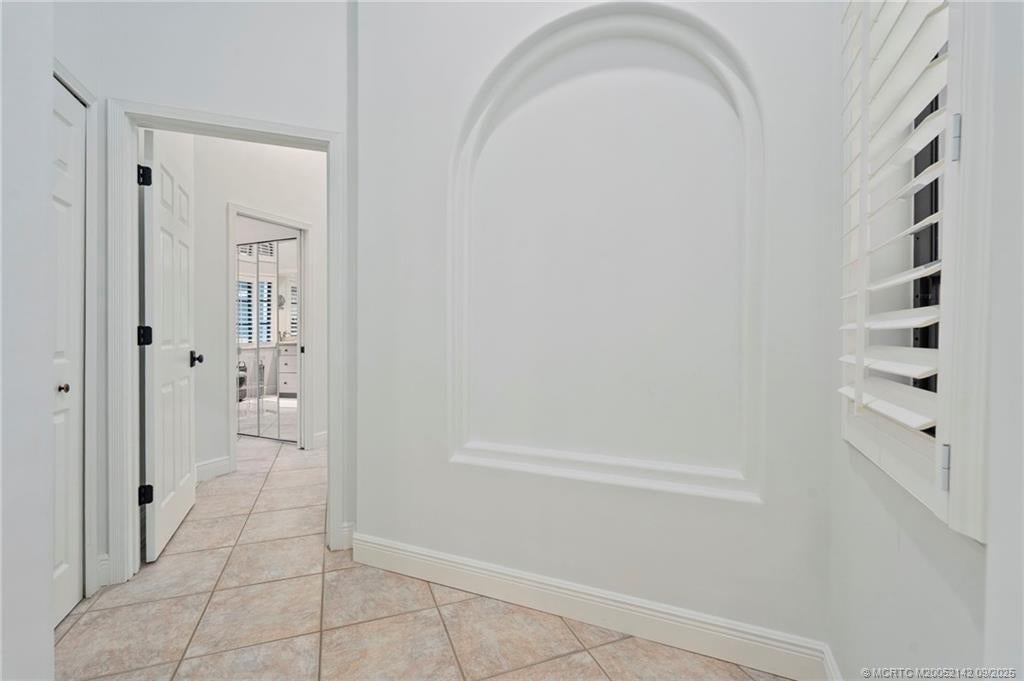 Jensen Beach, Florida, 34957, United States, 4 Bedrooms Bedrooms, ,5 BathroomsBathrooms,Residential,Active,1945068