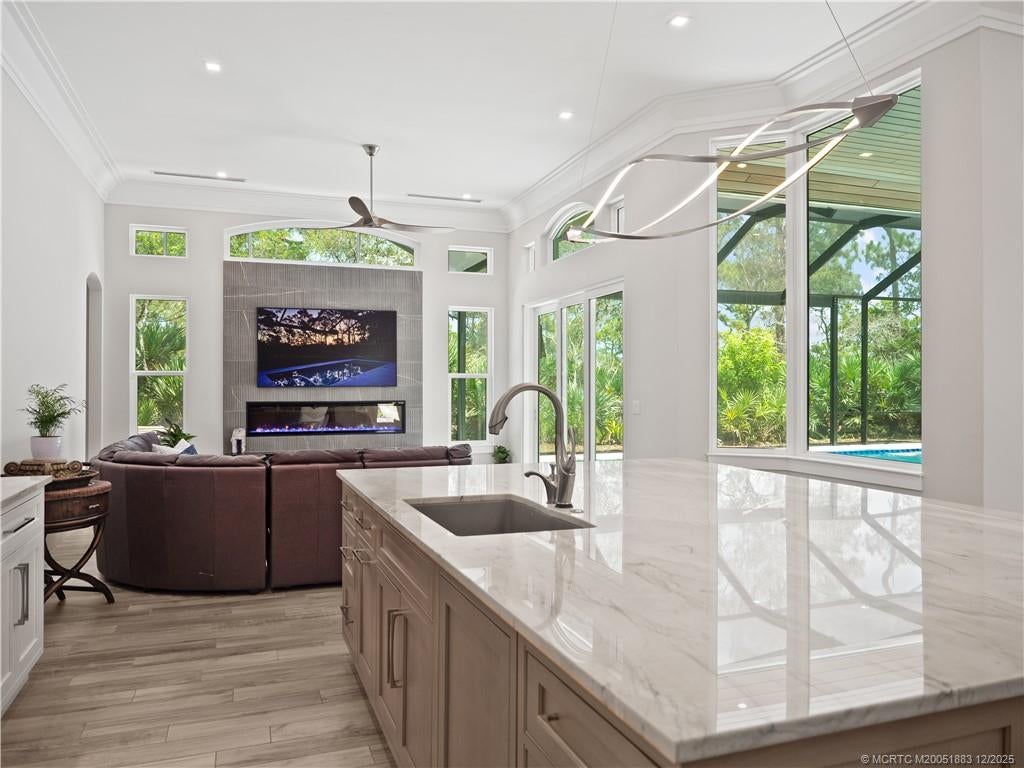 Hobe Sound, Florida, 33455, United States, 4 Bedrooms Bedrooms, ,4 BathroomsBathrooms,Residential,Active,1933731