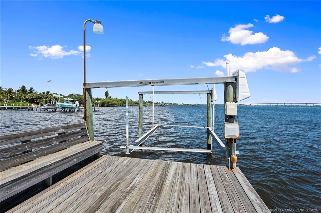 Stuart, Florida, 34996, United States, 5 Bedrooms Bedrooms, ,4 BathroomsBathrooms,Residential,Active,1914638