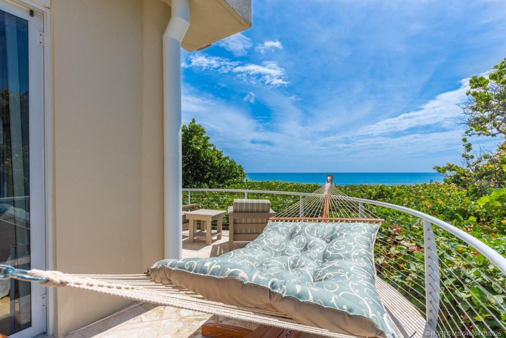 Hutchinson Island, Florida, 34957, United States, 6 Bedrooms Bedrooms, ,7 BathroomsBathrooms,Residential,Active,1706651